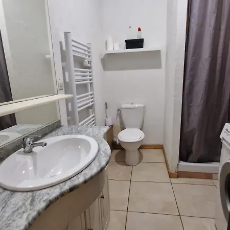 Appartement T2 Avec Balcon Proche Centre-Ville Narbonne Exterior photo